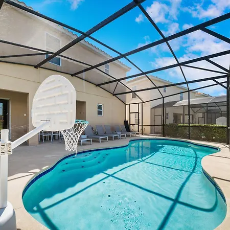 Villa 8005 Oak Shadow Ct